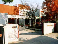 若草小学校 校舎