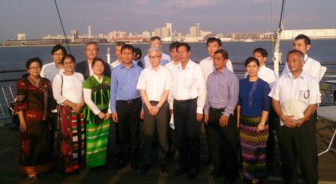 ヤンゴン地域政府首相神戸港視察