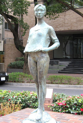 若い女