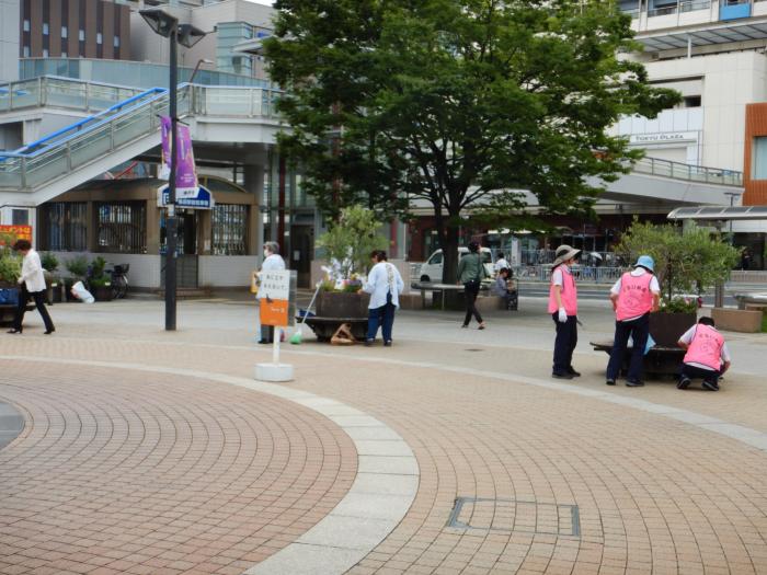 新長田駅前清掃