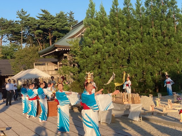 天上寺での盆踊りの様子1