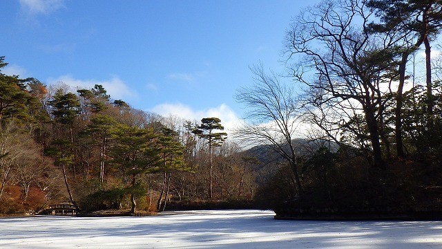 冬の長谷池