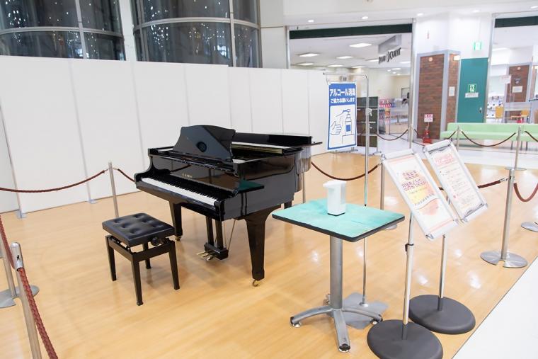 岩岡町ピアノ