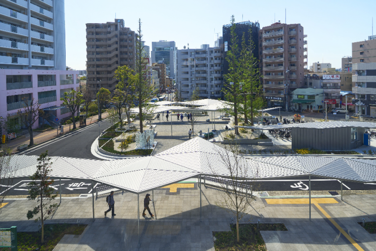 南駅前広場