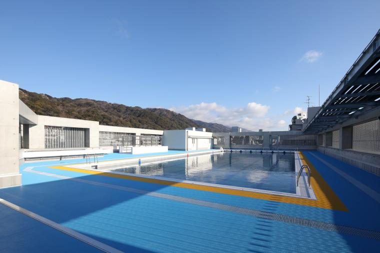 こうべ小学校プール
