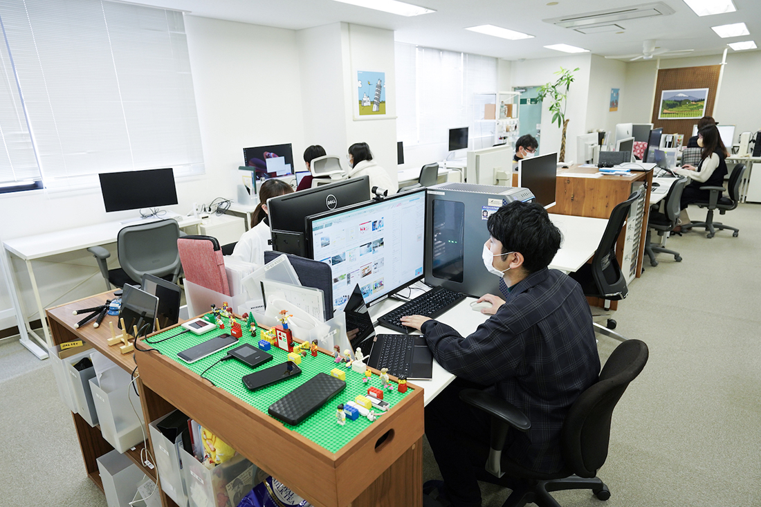 株式会社ネクストページ